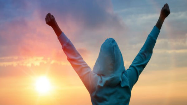 लाल रंग का रूमाल हमेशा अपने पास रखें...