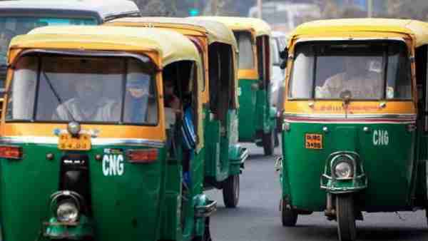 शहर में ऑटो में सवार होकर देती थी चोरी को अंजाम शहर में ऑटो में सवार होकर देती थी चोरी को अंजाम