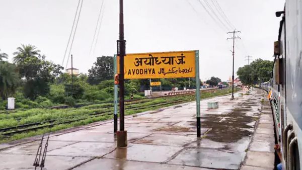 1659 सोशल मीडिया अकाउंट पर पैनी नजर, 450 लोग भेजे गए हैं जेल 1659 सोशल मीडिया अकाउंट पर पैनी नजर, 450 लोग भेजे गए हैं जेल