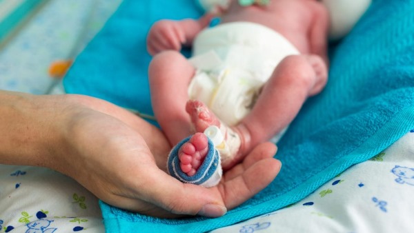 जन्म से ही था पेट में गोला