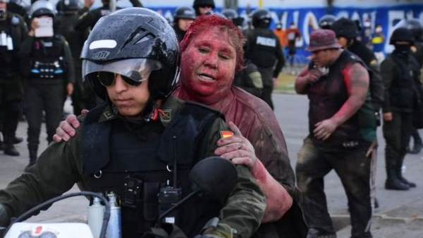 पुलिस ने बचाया