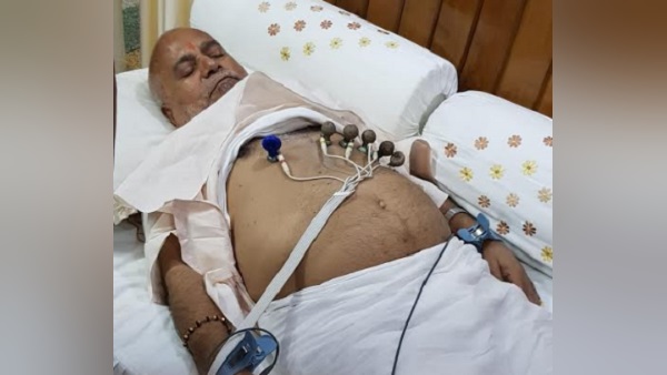 चिन्मयानंद के वकील ने लॉ स्टूडेंट को ही दोषी बताया