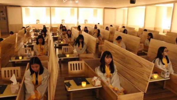 South Korea, South Korean, World Health Organization, South Koreas suicide rate, coffins South Korea, South Korean, World Health Organization, South Koreas suicide rate, coffins