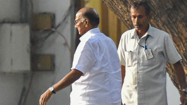 सबको हवा देकर निश्चिंत क्यों हैं पवार ? सबको हवा देकर निश्चिंत क्यों हैं पवार ?