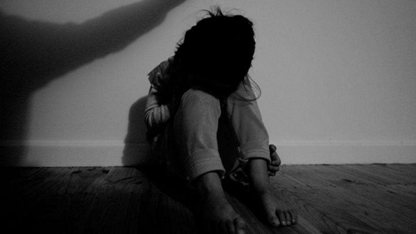 घर के बाहर से अचानक लापता हो गई किशोरी 