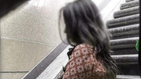 दो महिलाएं और एक पुरुष ने किया अपरण