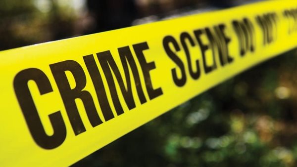 बच्ची ने मां को उसके प्रेमी संग देखा था