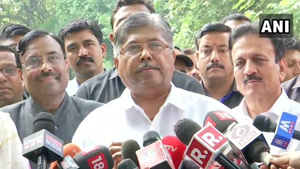 BJP Maharashtra President Chandrakant Patil says BJPs doors are always open for Shiv Sena BJP Maharashtra President Chandrakant Patil says BJPs doors are always open for Shiv Sena