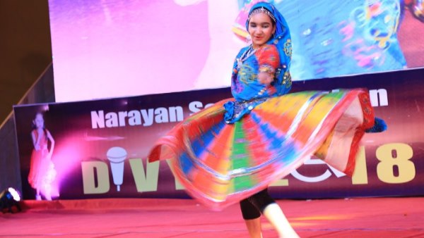 दीया श्रीमाली