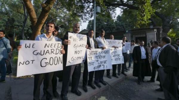 पुलिस-वकील विवाद