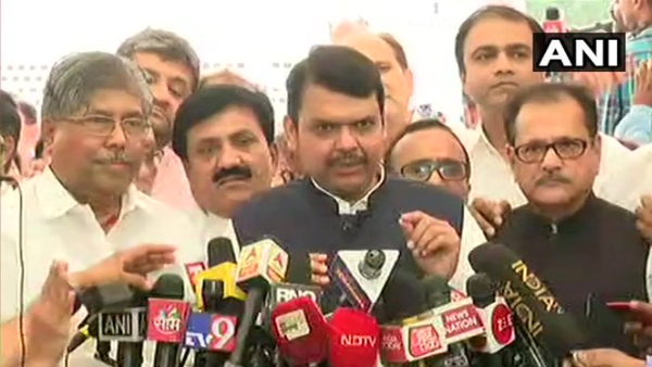 'वंदे मातरम के बिना शुरू हुआ सत्र' 'वंदे मातरम के बिना शुरू हुआ सत्र'