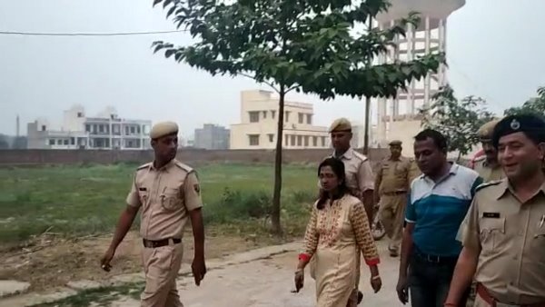 मृतका का भाई भी झुलसा