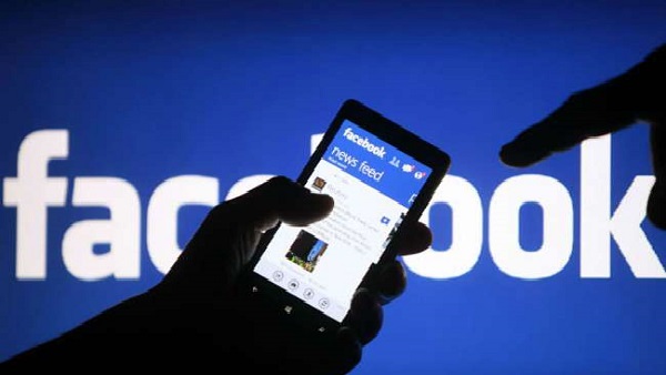  5.4 अरब फर्जी अकाउंट्स बंद