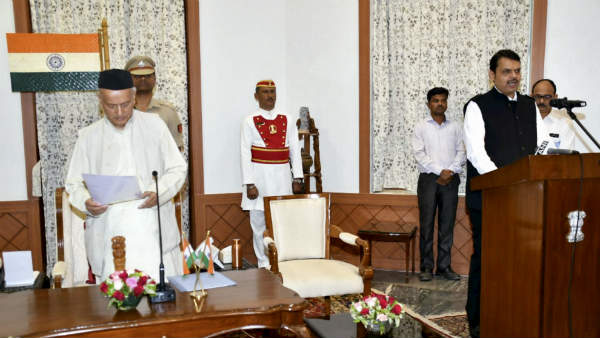 अजित पवार की मदद से दूसरी बार मिला सीएम बनने का मौका