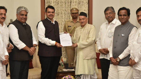 दूसरी बार सिर्फ 4 दिन में दिया इस्तीफा दूसरी बार सिर्फ 4 दिन में दिया इस्तीफा