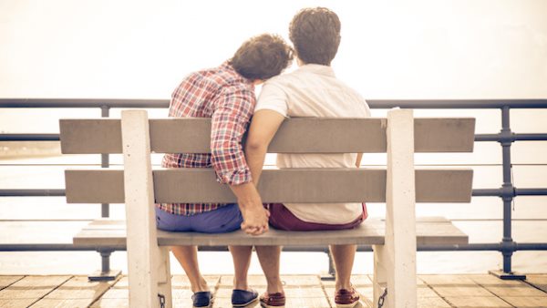 ट्रेन में हुई थी मुलाकात