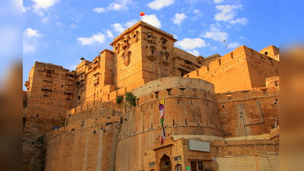 अपनी शानदार स्थापत्य शैली के लिए है मशहूर