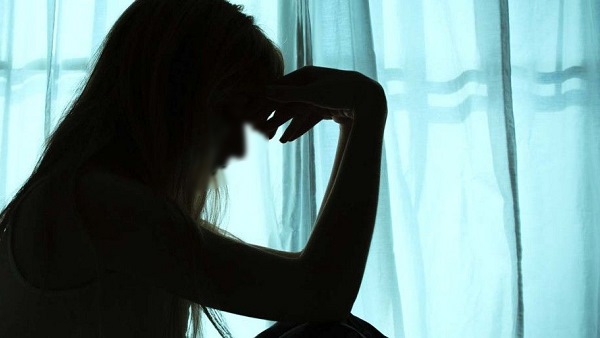 साइंस टीचर के खिलाफ बच्चे की शिकायत साइंस टीचर के खिलाफ बच्चे की शिकायत