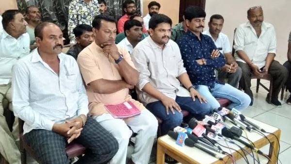 हार्दिक पटेल ने कहा— 7 दिन में फसल बीमा कराए सरकार