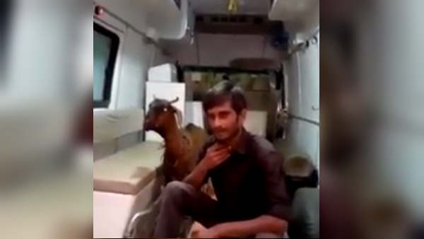 इलाज के लिए एंबुलेंस बुलाया