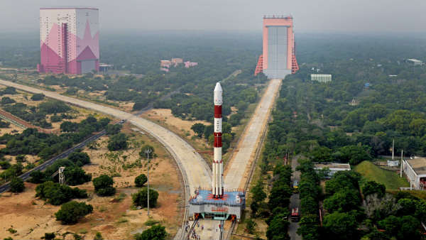 पिछले तीन वर्षों से बना सेना का मददगार पिछले तीन वर्षों से बना सेना का मददगार