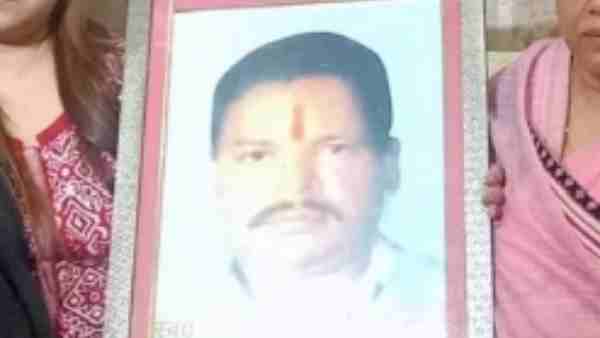 1993 में बने विधायक