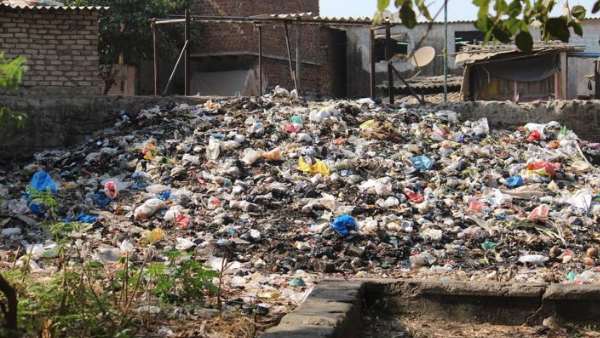 people are single due to waste and garbage in kanpur people are single due to waste and garbage in kanpur