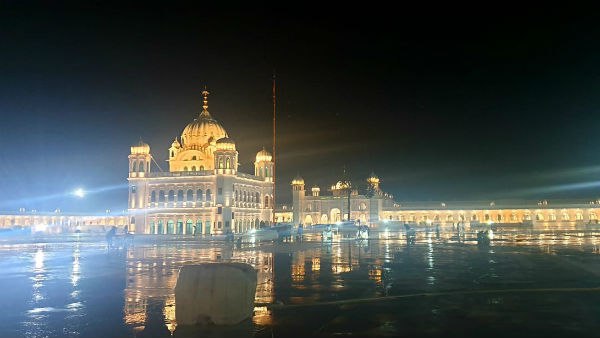 एक्स पीएम मनमोहन भी जा रहे हैं करतारपुर एक्स पीएम मनमोहन भी जा रहे हैं करतारपुर