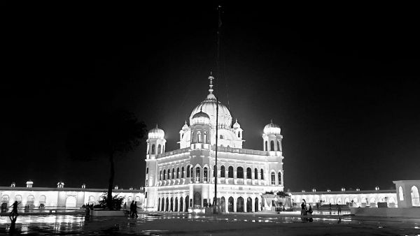 पिछले दिनों साइन हुआ एक एग्रीमेंट 