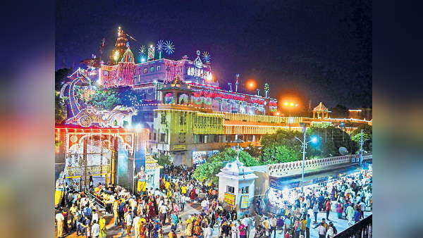 जन्मभूमि से जुड़े 5 मंदिर विश्व प्रसिद्ध