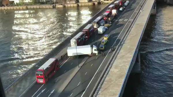 मुंबई आतंकी हमलों से था प्रभावित 