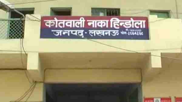 आरोपित को होटल नहीं रिज़र्व पुलिस लाइन लेकर जाना चाहिए था आरोपित को होटल नहीं रिज़र्व पुलिस लाइन लेकर जाना चाहिए था