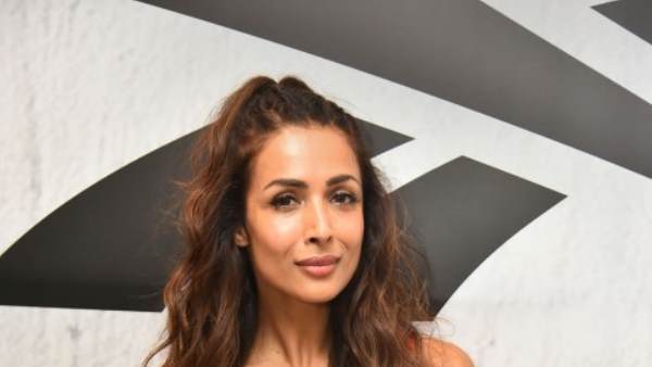 क्या जवाब देती हैं बेटे को?