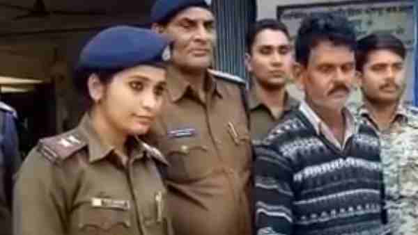 फोन पर तीन दिन की बात