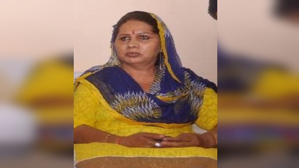 1994 से जीत रही नगीना बाई