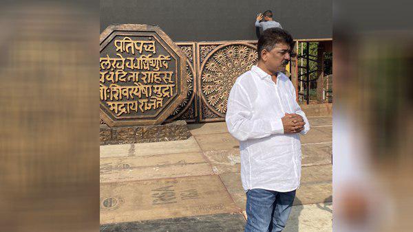 नितिन ने इन दिग्‍गज फिल्‍मों का किया था सेट तैयार