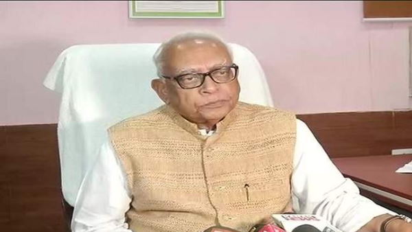 बुकलेट का विरोध