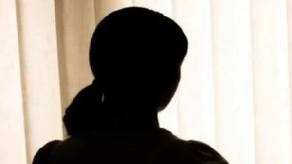 काउंसलर ने दी पति-पत्नी को एक साथ रहने की सलाह काउंसलर ने दी पति-पत्नी को एक साथ रहने की सलाह