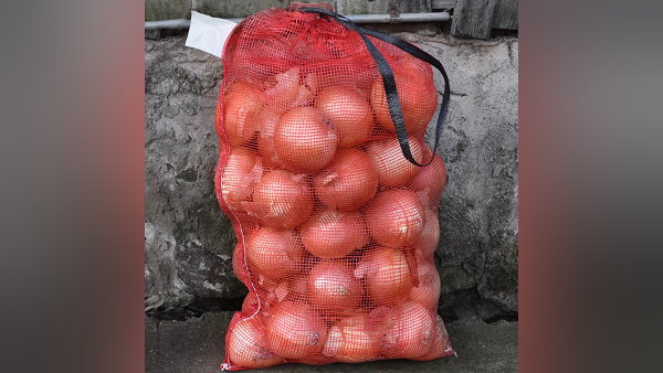 250 kg onion stolen from surat Market, gujarat news today