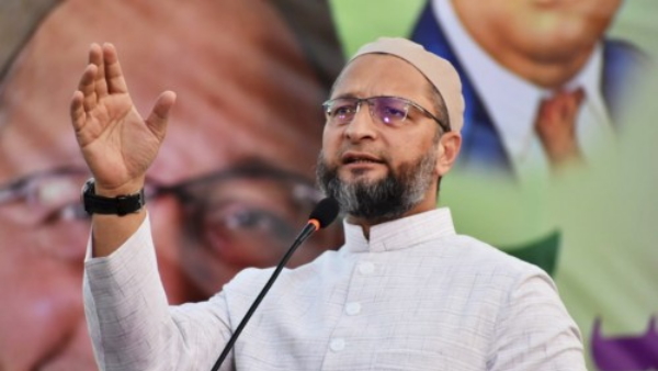 ओवैसी का पलटवार