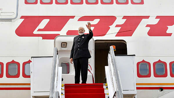 साथ लेकर चलते हैं 20 प्रतिशत से कम स्टाफ साथ लेकर चलते हैं 20 प्रतिशत से कम स्टाफ