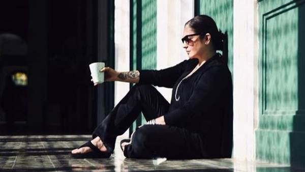 'सीवर की जैसी बदबू आती है' 'सीवर की जैसी बदबू आती है'