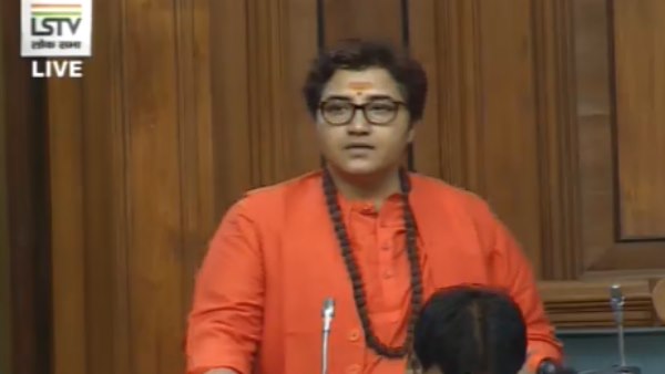 ए राजा ने किया पलटवार