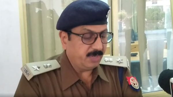 पुलिस ने हथियार किया बरामद पुलिस ने हथियार किया बरामद