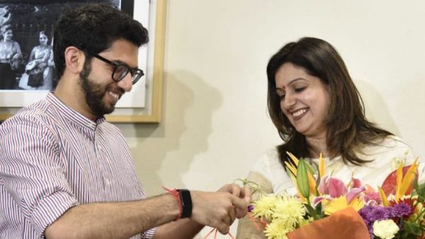 महाराष्ट्र में सीएम पद को लेकर घमासान के बीच प्रियंका ने किया ये ट्वीट