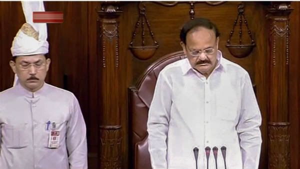 क्या होती है राज्यसभा के मार्शलों की जिम्मेदारी क्या होती है राज्यसभा के मार्शलों की जिम्मेदारी