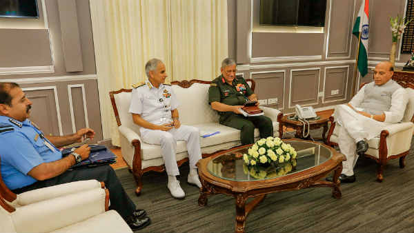 31 अक्टूबर को आया नोटिफिकेशन 31 अक्टूबर को आया नोटिफिकेशन