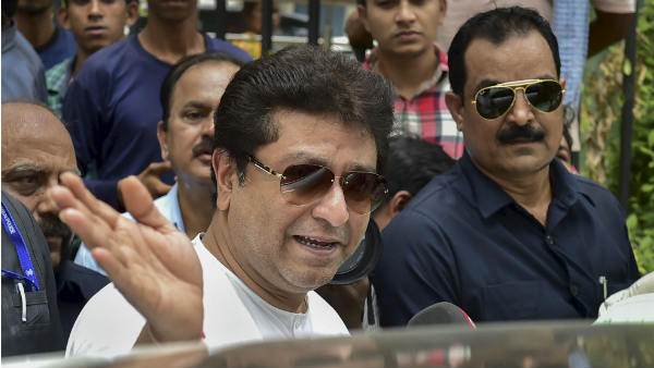 सियासी उठापटक पर चुप्पी साधे रहे