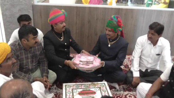 31 लाख लौटाकर सिर्फ 11 सौ लिए