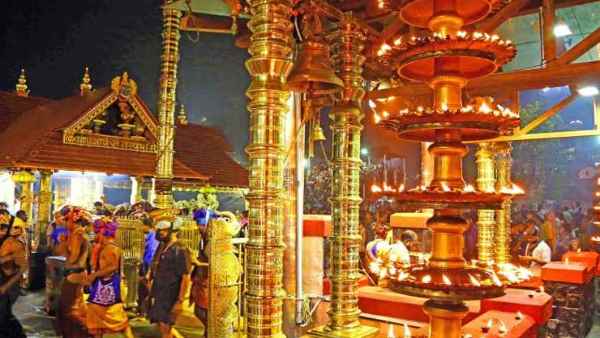 मंदिर में दर्शन से पहले भक्त 41 दिन तक रखते हैं व्रत मंदिर में दर्शन से पहले भक्त 41 दिन तक रखते हैं व्रत